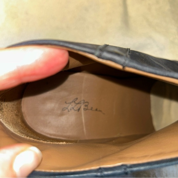 LLBean women black leather ankle boots /booties. Beautiful black leather. - Picture 6 of 9